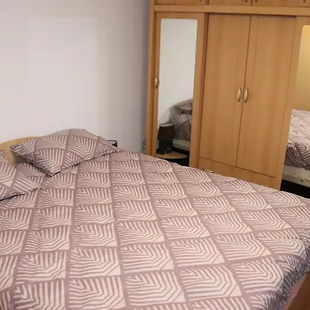 Apartment Center Flat *